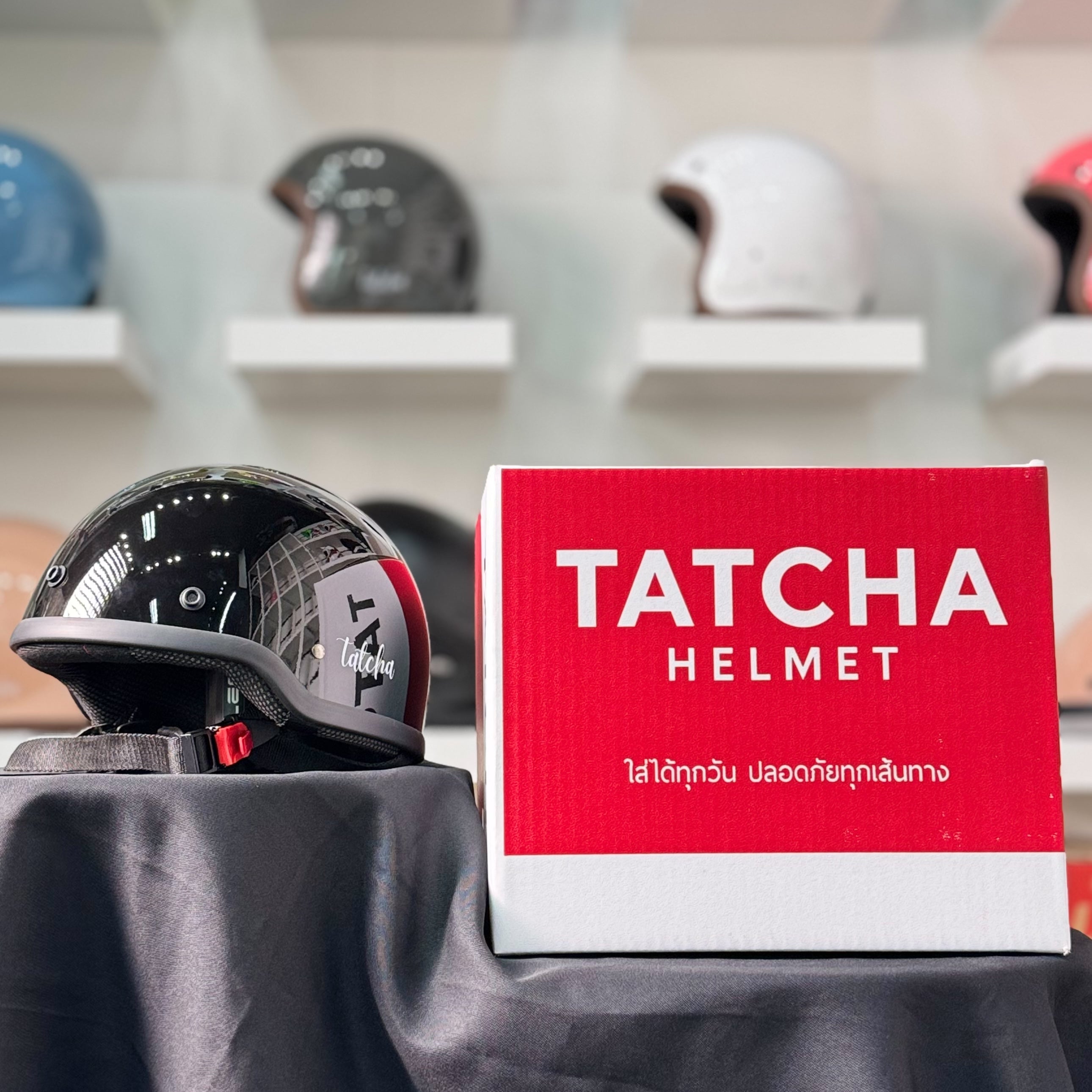 TATCHA FREEDOM HELMET GLOSS BLACK